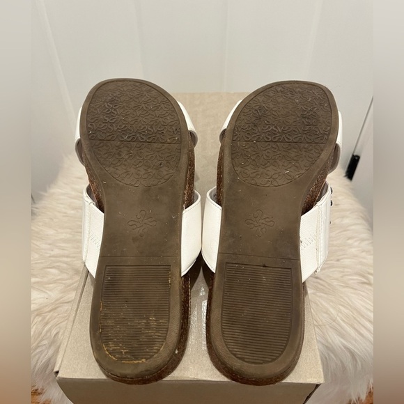 Women’s Crossband Flats Sandals Size 8 Jeweled Stones Embellished Slip On - Picture 7 of 7